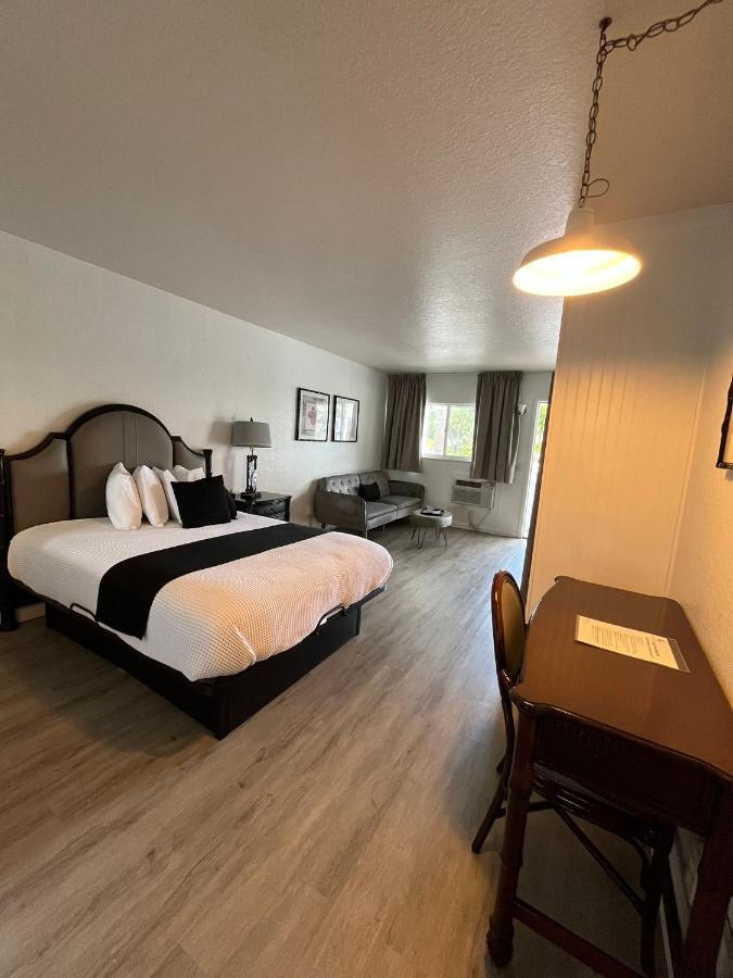 Holiday Isles Resort マデイラビーチ エクステリア 写真